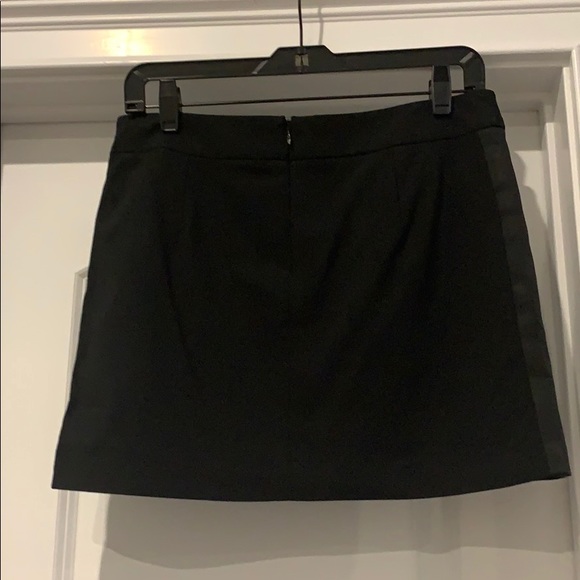 BCBG SKIRT - Picture 4 of 5